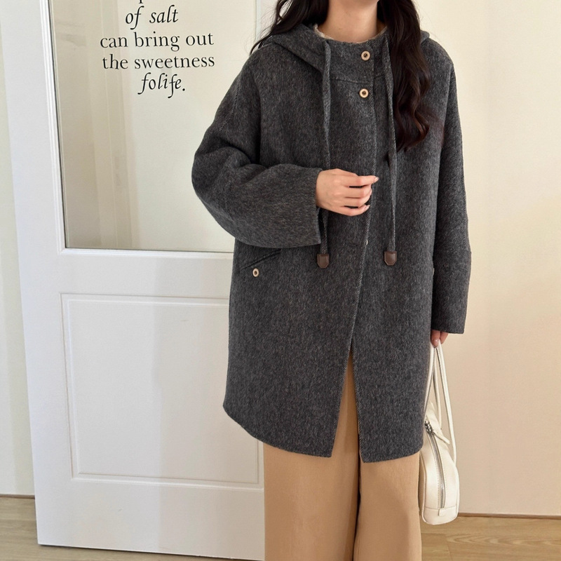 New Double-Sided Wool Coat Hooded Jacket for Women, Light Luxury, Thickened, Warm, Loose, Mid-Length Cashmere Autumn and Winter Coat New Double-Sided Wool Coat Hooded Jacket for Women, Light Luxury, Thickened, Warm, Loose, Mid-Length Cashmere Autumn and Winter Coat
