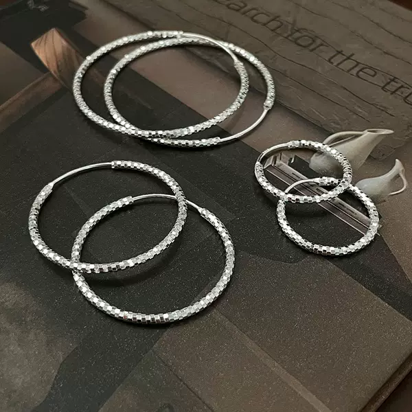 S925 Sterling Silver Korean Style Shiny Retro Hoop Basic Earrings, Korean Fashion Personalized Floral Shiny Earrings