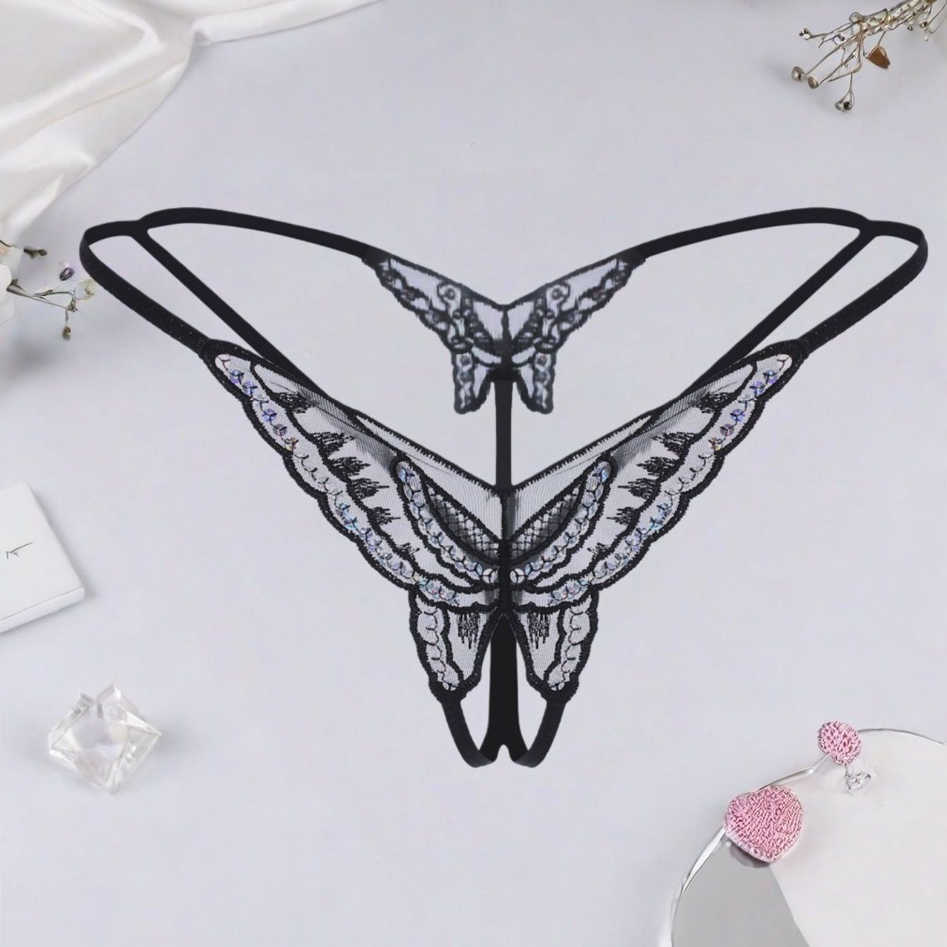 Más tamaño ropa interior sexy Lencería lentejuelas bordado entrepierna abierta Tanga mujeres sexy transparente T pantalones fuente fábrica