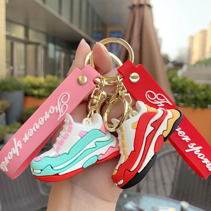 Creative Sneakers Key Pendant Stereo Mini Sports Shoes Keychain Creative Car Accessories Soft Rubber Bag Hanging Chain