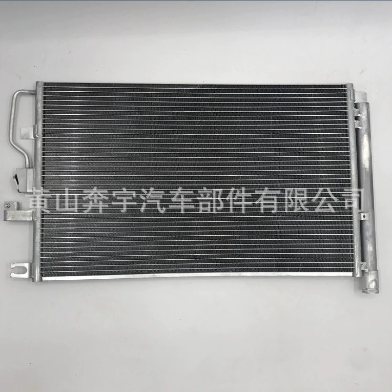 Автомобильный конденсатор OE:15781440