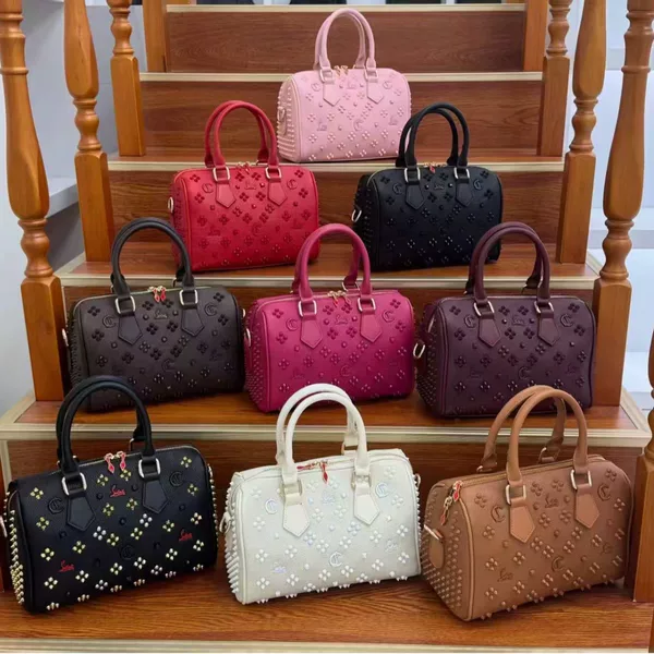 Cross-border best-selling light luxury CL niche studded pillow bag, handbag and crossbody bag, simple commuter trendy women's bag