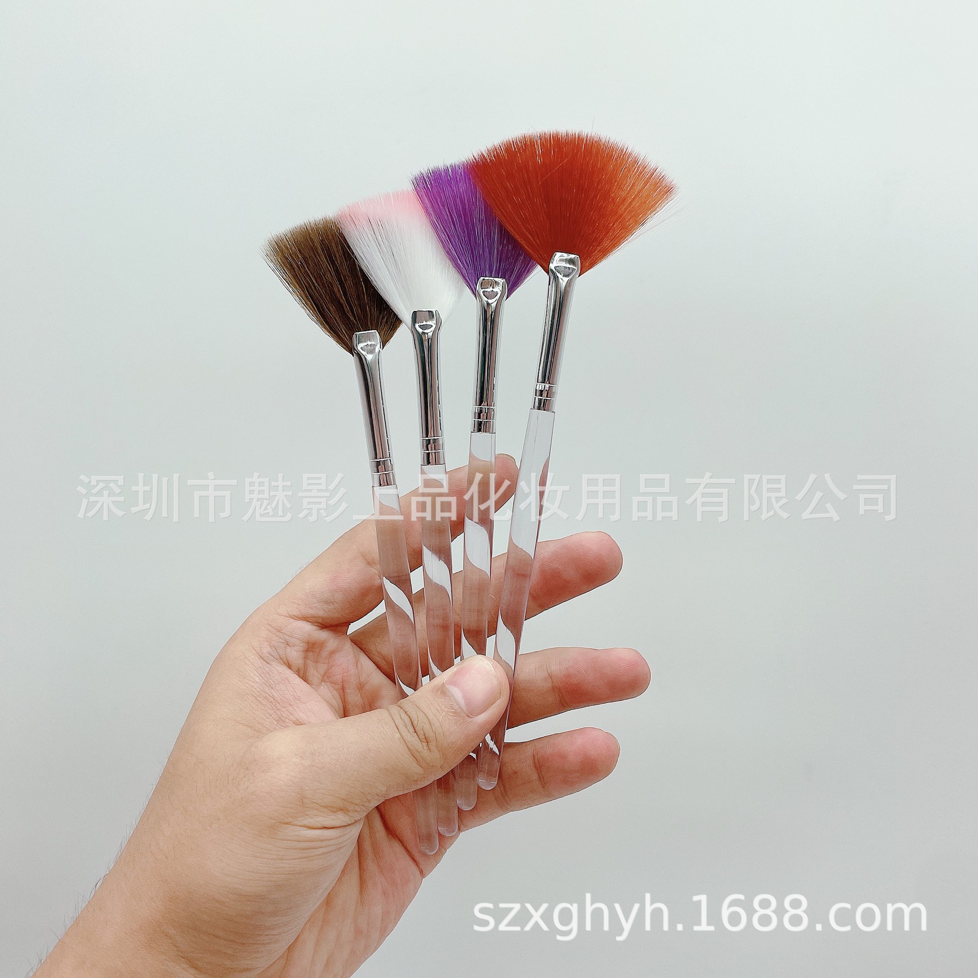 Nuevo recomendar pelo suave en forma de abanico cepillo ácido de la fruta rejuvenecimiento de la piel cepillo líquido máscara barro recubrimiento portátil solo paquete al por mayor