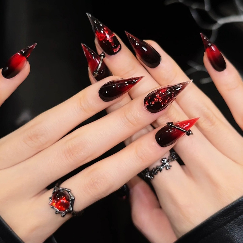 Black and red gradient dragon claw press-on nails, sharp and ultra-long fake nails, dark metallic high-end handmade manicure Black and red gradient dragon claw press-on nails, sharp and ultra-long fake nails, dark metallic high-end handmade manicure