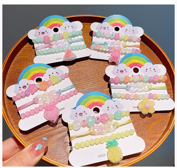 40g Weight Cartoon Style Cute Bear Heart Shape Pineapple Plastic Wholesale Bracelets