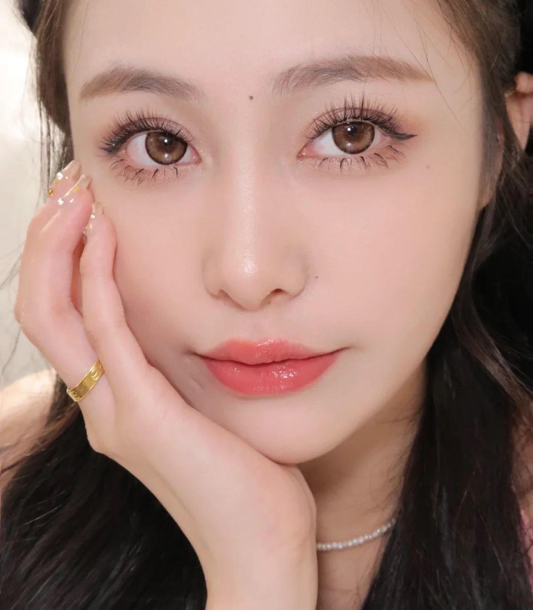Mengjie Shangpin Eyelash Extension Glue, false eyelash implantation, self-eyelash extension glue, suitable for pregnant women Item Picture