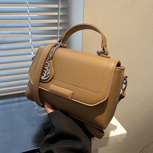 Foreign goods women's bag  new fashion trend women's bag high-end sense large capacity shoulder bag crossbody bag handbag