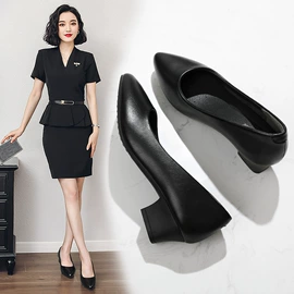 女式皮靴;女式时装单鞋;平底凉鞋