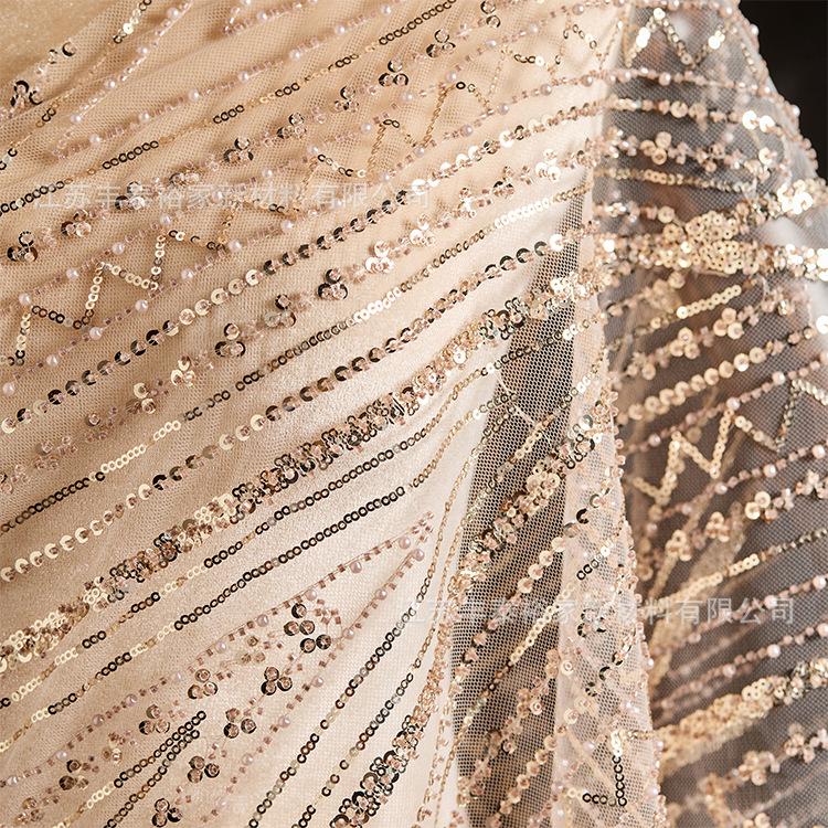 Luz de lujo dorado sequinilla cuentas de clavos tridimensionales perforación tela bordada cuentas de tela de boda de moda de alta gama