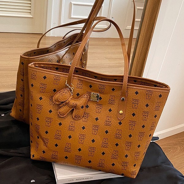 Cross-Border Retro Large-Capacity Tote Bag for Women 2025 New Versatile Commuter Vegetable Basket Bag Fashion Shoulder Bag Cross-Border Retro Large-Capacity Tote Bag for Women 2025 New Versatile Commuter Vegetable Basket Bag Fashion Shoulder Bag