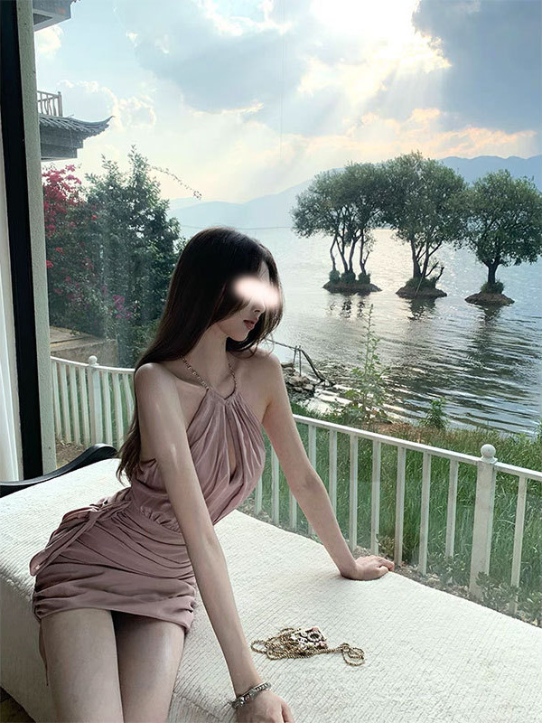 Titi シスター [京都の桜] ドレス サマーピンク バックレス プリーツ チェーン ヒップカバー ホルターネック スカート|undefined