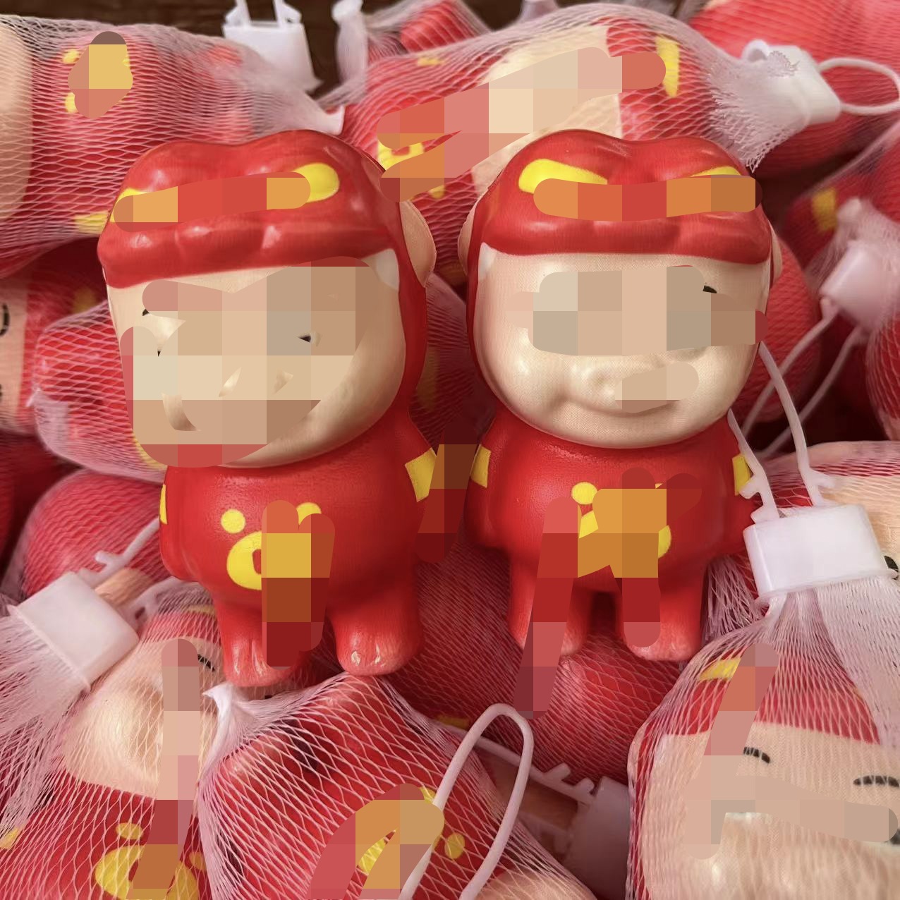 작은 빨간 돼지 (약 7.5cm)