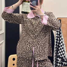 �����¿ͨ���y�Ҿӷ�؈����z��˯��Ů�＾���⴩�Ҿӷ����b