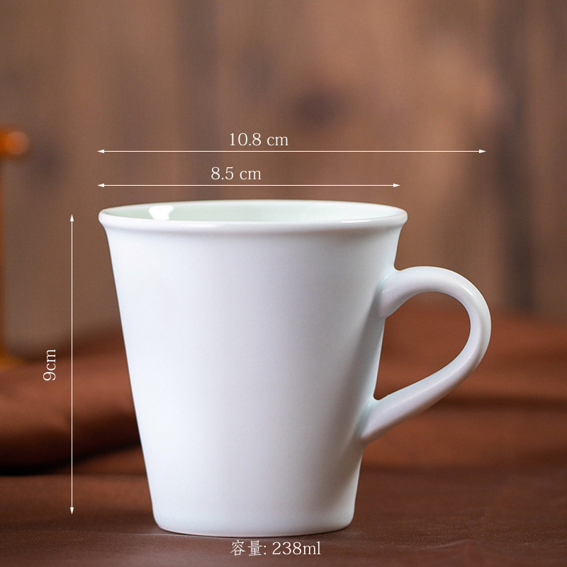 レトロな陶磁器のコーヒーカップの創意的な窯は耳のマグカップのシンプルな家庭用カップの事務カップの粗い陶器の濃縮のコップがあります。|undefined
