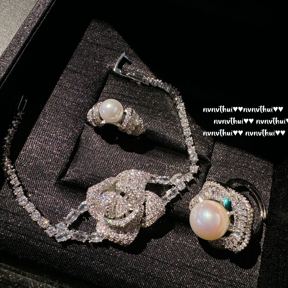 35b80dc4acb95872193509cdffdcd4