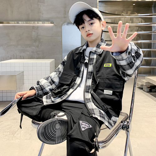 Spring children's clothing new children's suit 2024 Korean version boys' suit handsome middle and large children's sports suit two-piece set