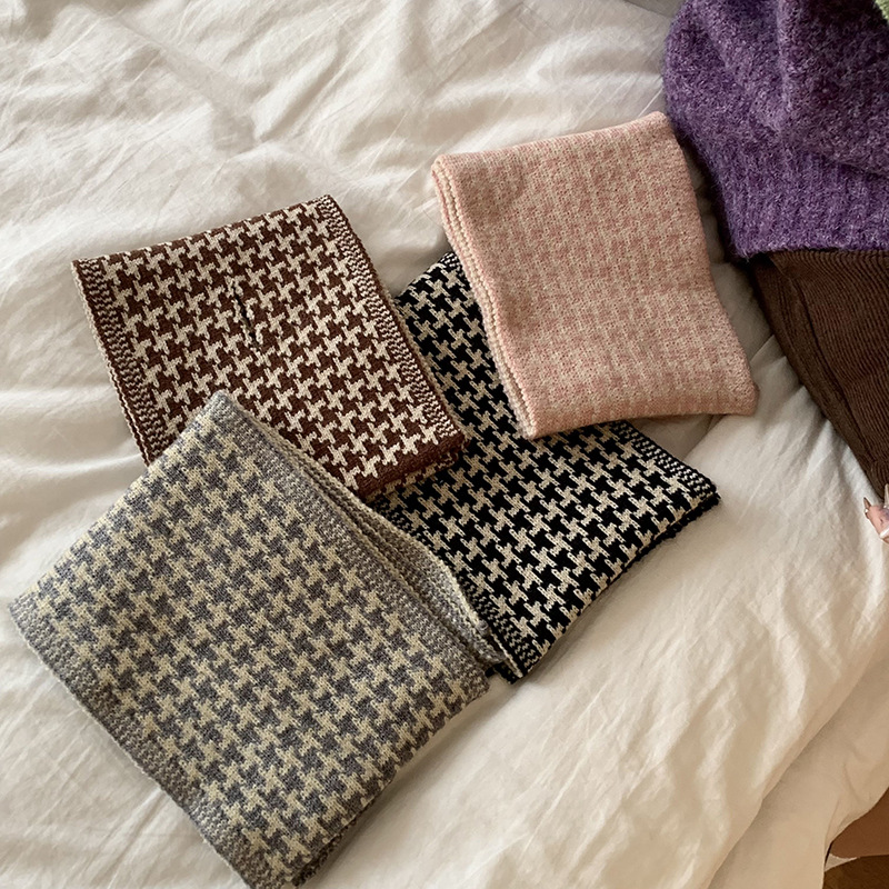 Buñuelo de punto de lana corto de invierno femenino coreano versátil pareja de protección de cuello grueso perezoso cruzado mil pajaros cuello