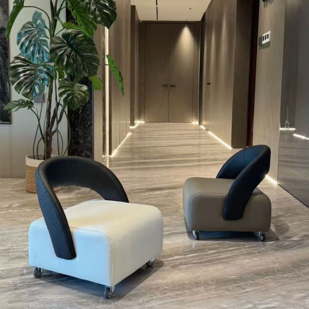 Small Stool with Wheels for Home Use, Low Stool for Watching Dramas, Light Luxury Sofa Stool for Living Room, Children's Chair, Shoe Changing Stool for Entrance Door