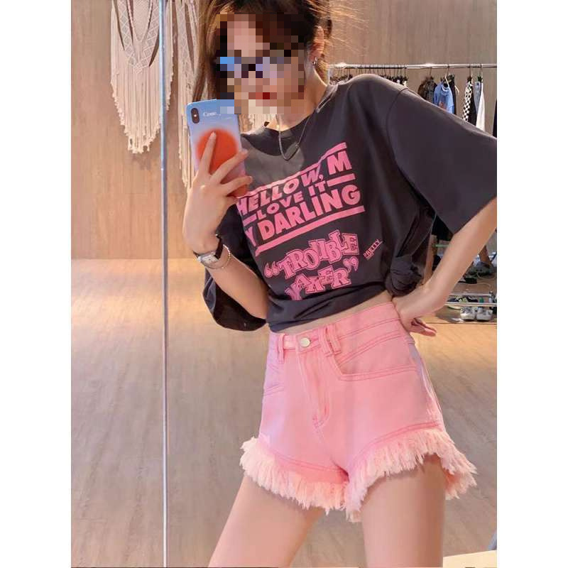 2026 Summer Thin Frayed Pink Denim Shorts for Women with a Stylish Design and Trendy Tassels 2026 Summer Thin Frayed Pink Denim Shorts for Women with a Stylish Design and Trendy Tassels