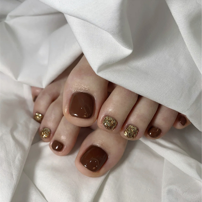 J-113 Chocolate Golden toenails cross-border Curry Golden fake nails wearing nail stickers finished nail slices wholesale J-113 Chocolate Golden toenails cross-border Curry Golden fake nails wearing nail stickers finished nail slices wholesale