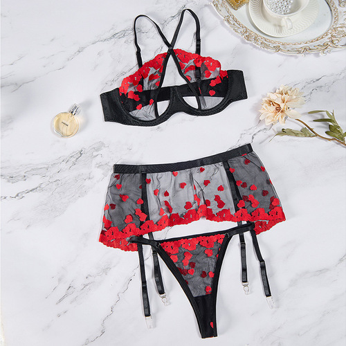 European and American cross-border sexy lingerie embroidered three-piece lace pajamas sexy temptation see-through passion uniform for women