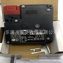 现货全新行程开关D4NA-4131D4NA-4122D4NA-412G质保一年