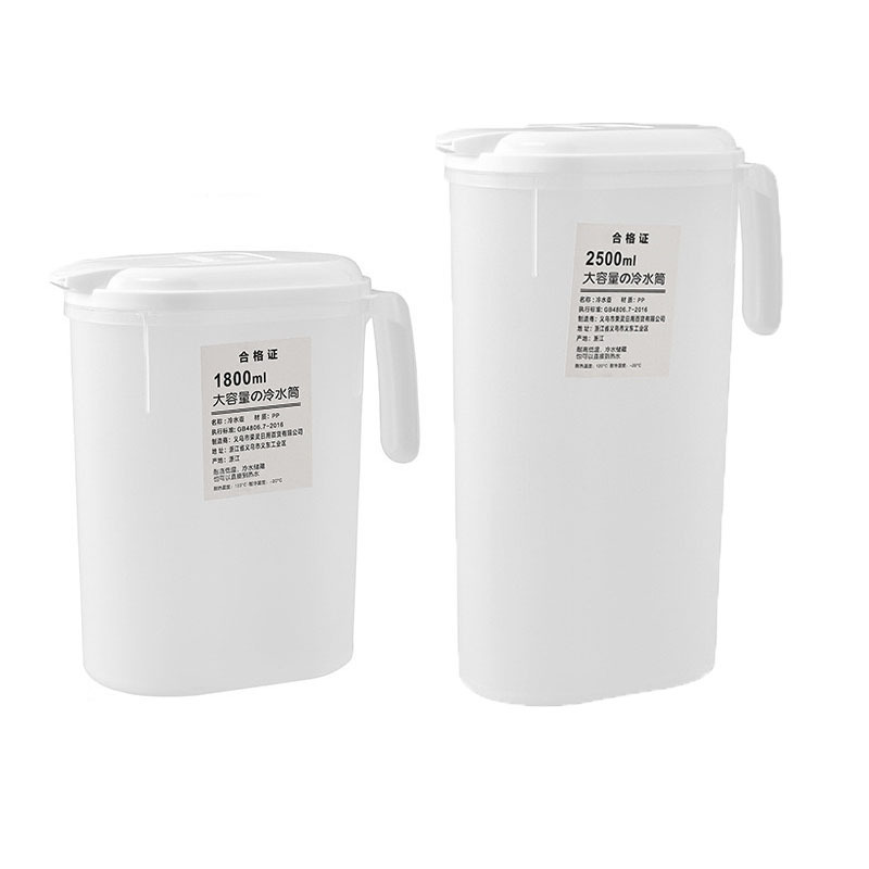 Japanese bucket, capacious teapot