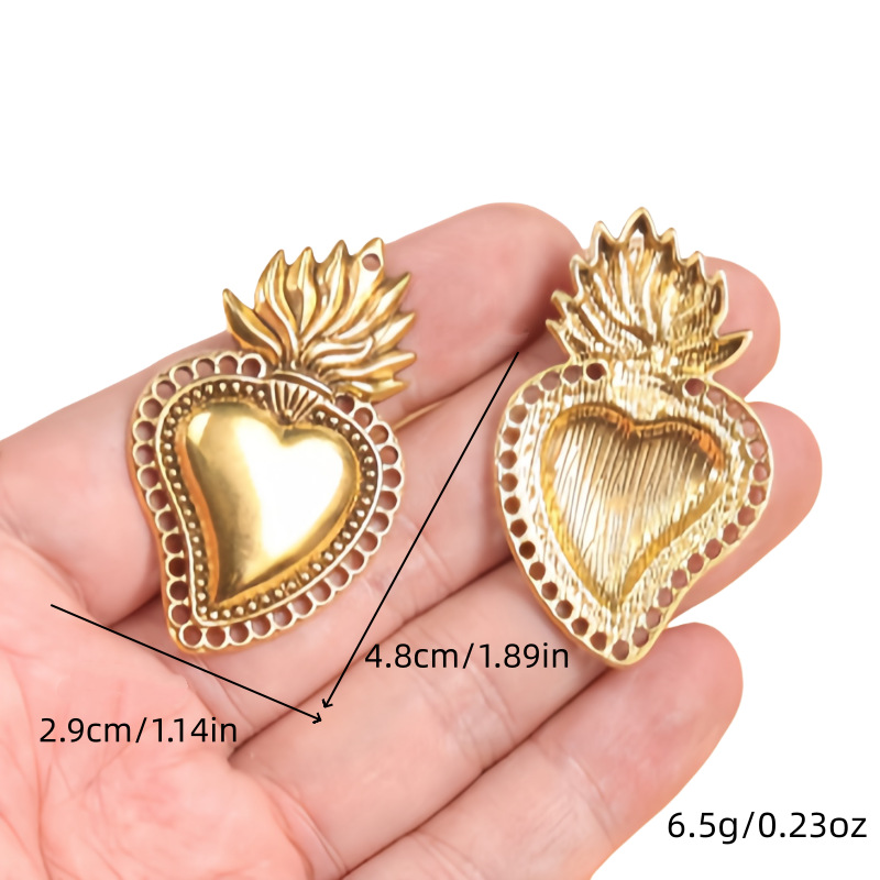 Transfronterizos 10 estilos de oro antiguo colorado colgante de aleación del corazón sagrado DIY encanto joyería accesorios metálicos