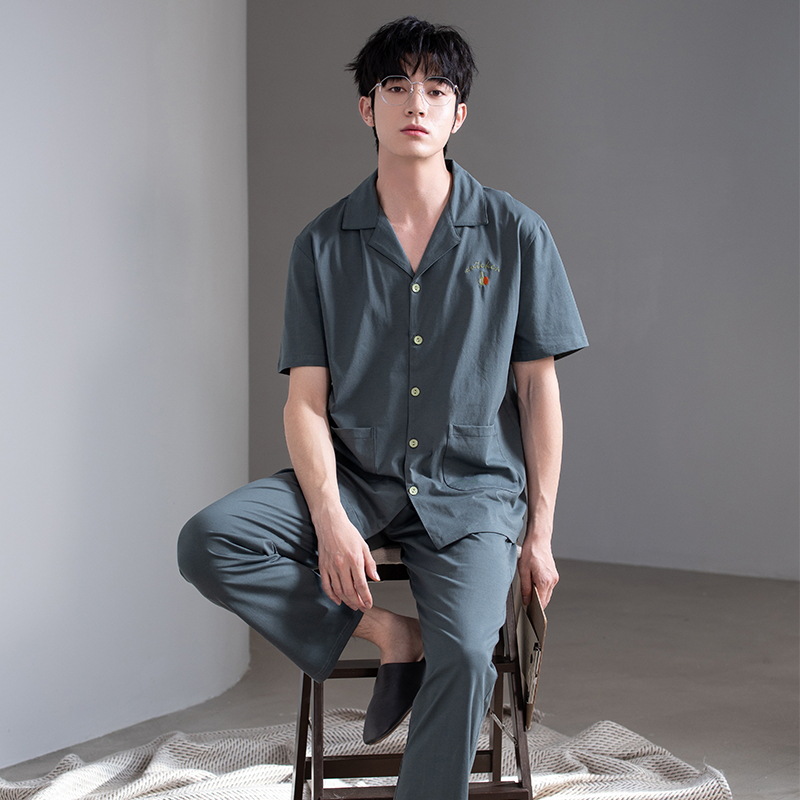 Pijamas de hombre Pantalones de manga corta de verano de los hombres traje de algodón de media manga solapa de los hombres de verano ropa para el hogar primavera y otoño