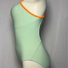 新款女士泳衣女高级感游泳馆专用性感露背紧身专业连体竞速游泳衣