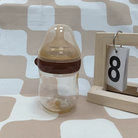 奶瓶;奶嘴;保温杯