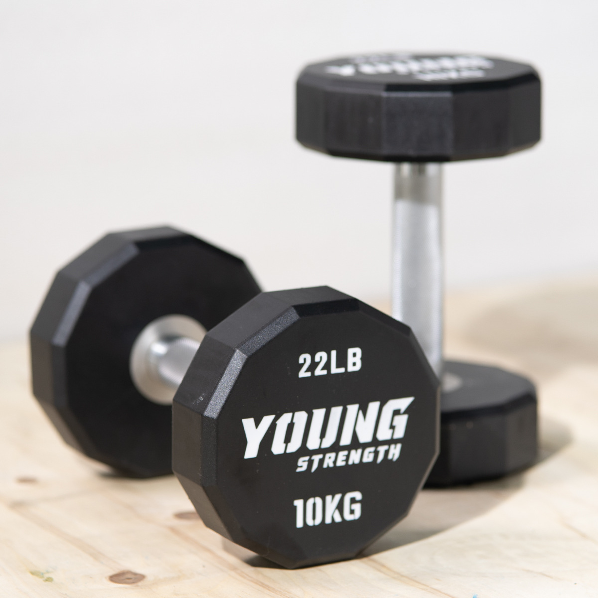 12-Sided Precision Steel Rubber-Coated Dumbbell CPU Polyurethane Fitness Gym Commercial Set Odorless Eco-Friendly Men's Home Use
