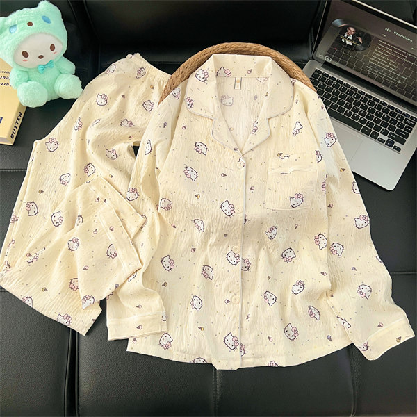 Comercio exterior transfronterizo taiwan chat en vivo primavera y otoño dulce dibujos animados nubes de algodón pantalones de manga larga pijamas en stock