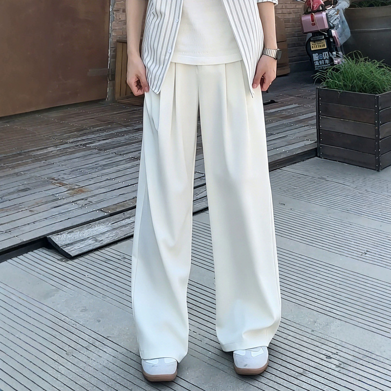 Pleated wide-leg men's trousers for summer, made of ice silk, cool and quick-drying, clean-fit, high-waisted, drapey, straight-leg pants Pleated wide-leg men's trousers for summer, made of ice silk, cool and quick-drying, clean-fit, high-waisted, drapey, straight-leg pants