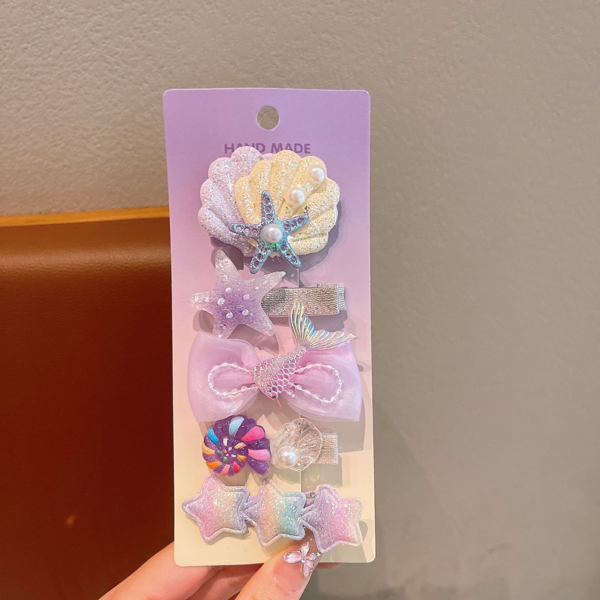 Nuevo niño concha sirena clip para el cabello niñas vacaciones tarjeta de pelo de viento niñas rotas clip para el cabello perlas transparentes