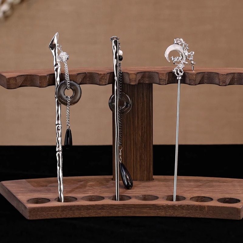 Nueva horquilla china 2025 nuevo estilo estilo antiguo horquilla mujer falda de cara de caballo de alta calidad estilo nacional horquilla de madera paso a paso horquilla tocado