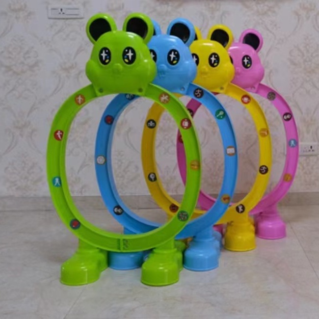Plastic travel toy for kindergarten