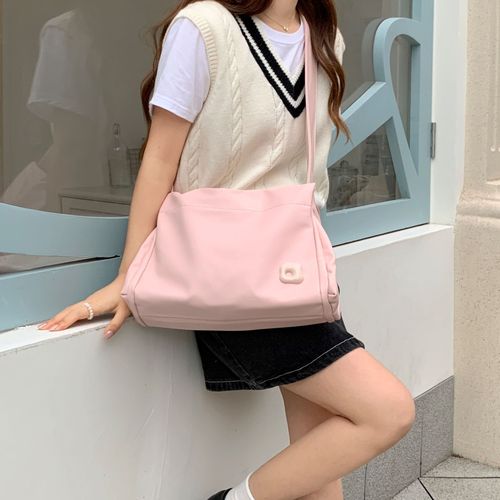 High-end tote bag 2024 new pink cute large-capacity crossbody bag this year's popular armpit bag wholesale