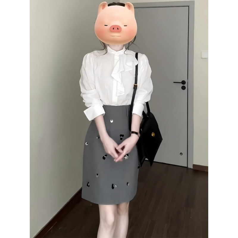 お姉さんの気質の女神の范軽豪華な高級感の女性の味の上着の半身のスカートの2つのセットを着ます。|undefined