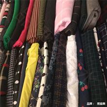 ���^���l�ؔ��������ֹ������b�����s����Փ�ﲼ�^�Q��̎���S�C