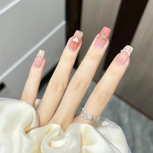 Blush Pearl Gauze Blush Blending Gradual Beauty Nail Sheet 3D Heart Wearable Nail Art French Artificial Nail Sticker Sheet 24 Pieces