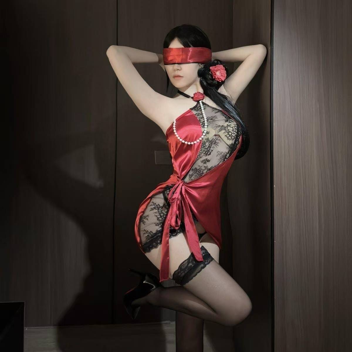 Eternal Night Rose Lace-Up Lingerie Dress Set with Thong, Stockings and Blindfold — detail image 2