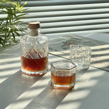 的随手瓶子小酒瓶玻璃瓶分装咖啡空自酿创意果酒密封好看冷萃容器