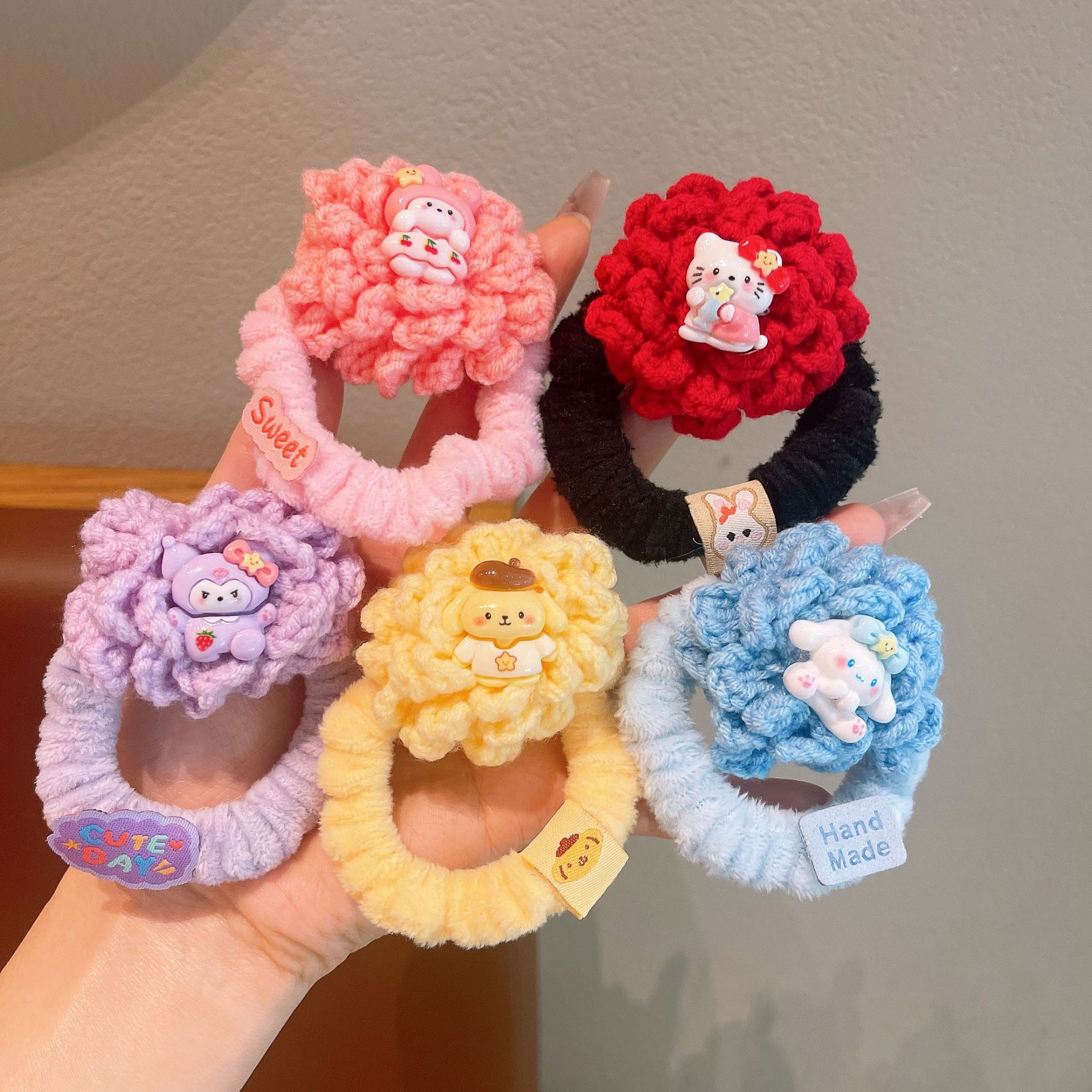 Otoño y invierno nuevos niños lindos anillos de pelo de peluche Sanliogou cabello cuerda de cabello estudiantes pulsera adornamiento de cabello dulce kt cabello gato