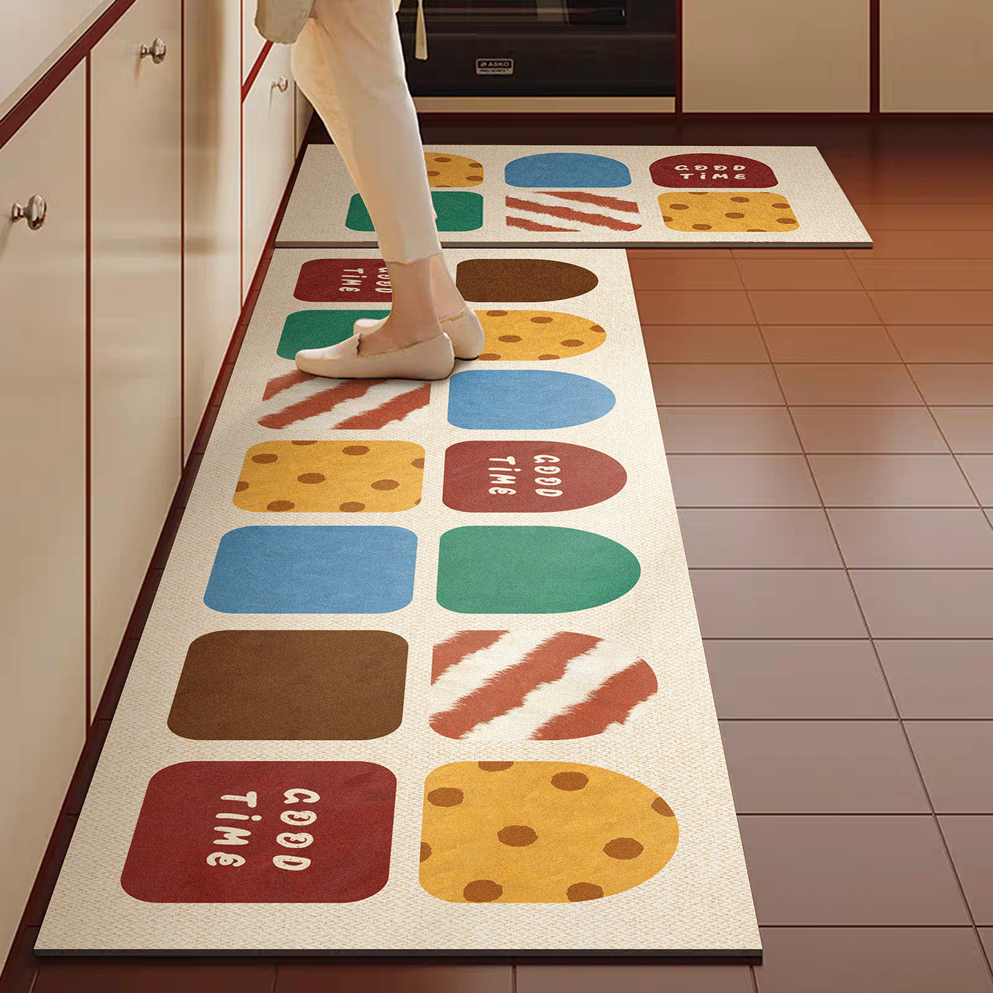 Cross-border Nordic-style geometric color-block long strip rug, kitchen oil-resistant, non-slip, absorbent, and stain-resistant floor mat, entryway decorative mat