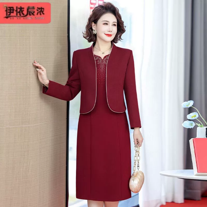 Новый комплект платьев весна-осень 2025 для мам, элегантный и стильный костюм-двойка для женщин среднего и старшего возраста, подходит для свекрови.