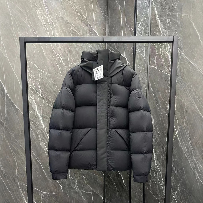 White Duck down 600 Fill Power Black Warrior Men's Hooded down Jacket Men Feather Coat