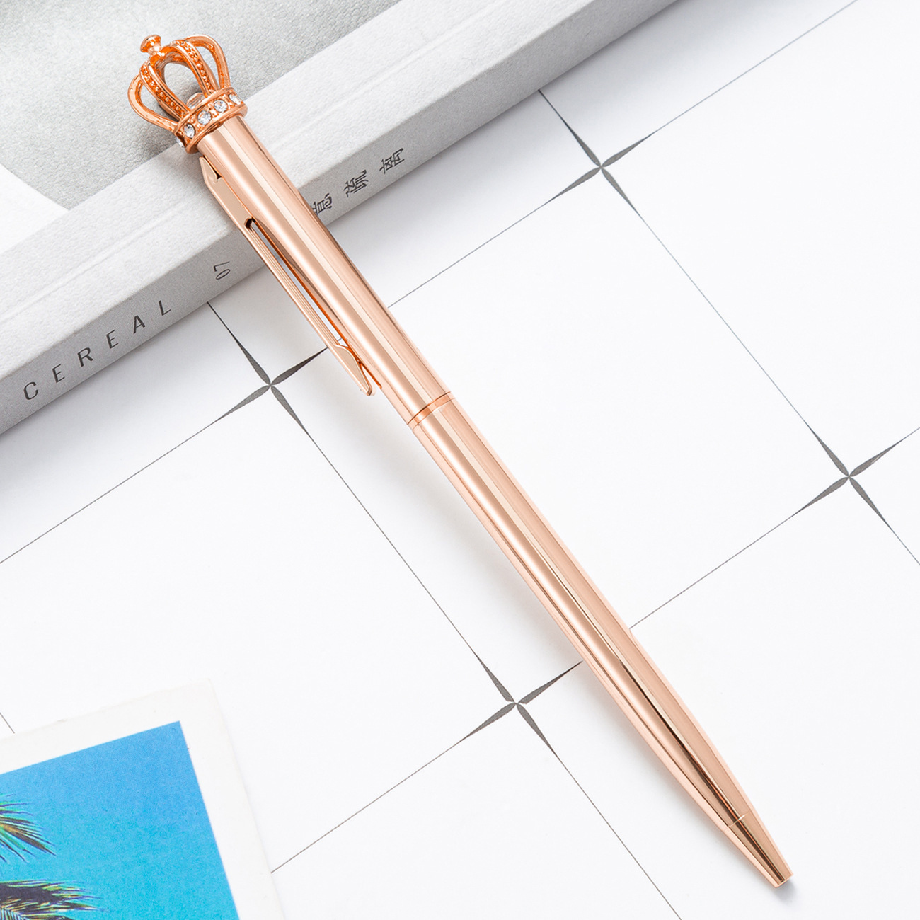 Lápiz de bola de metal de corona de dibujos animados de alto valor escolar lápiz de escritura de escritorio de oficina lápiz de firma lápiz de regalo al por mayor