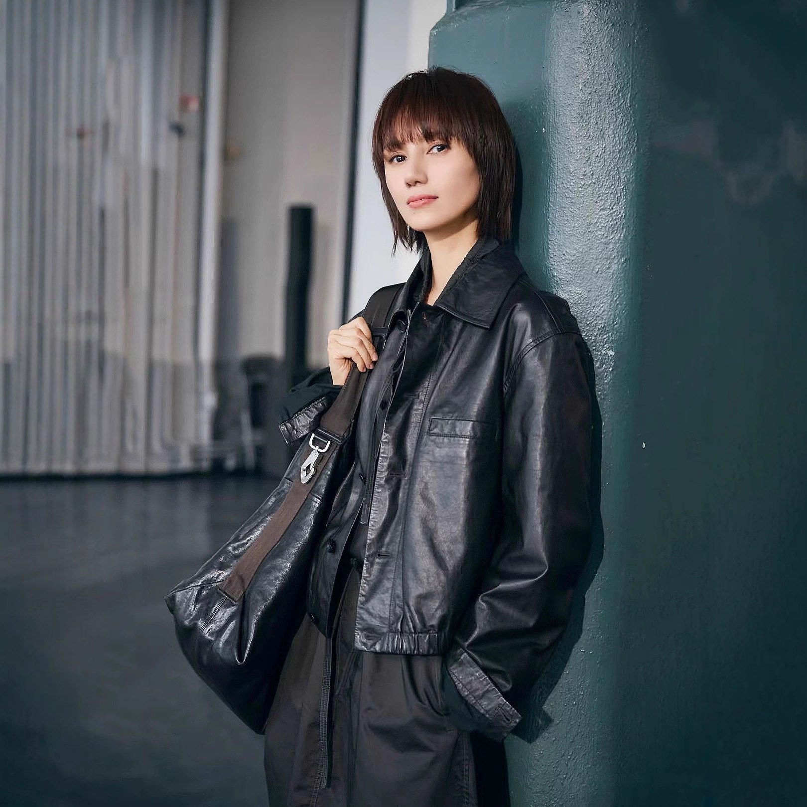 真皮皮衣女绵羊皮植鞣皮皮夹克秋冬新款翻领休闲短外套明星款批发