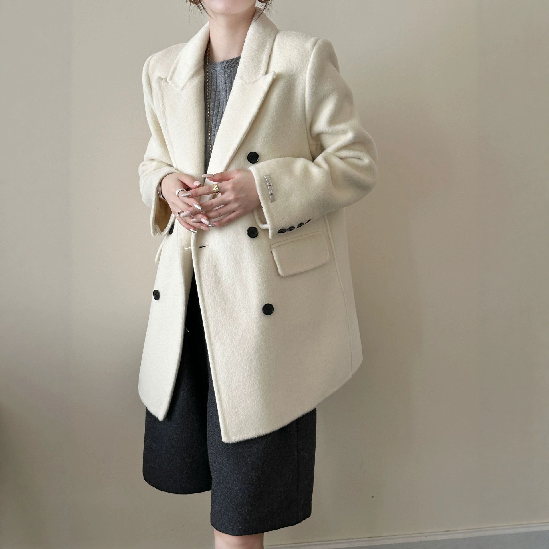 Suit Collar Double-Breasted Long-Sleeved Mid-Length Stereo Cut Double-Sided Wool Outwear Woolen Outwear for Women Slimming Look